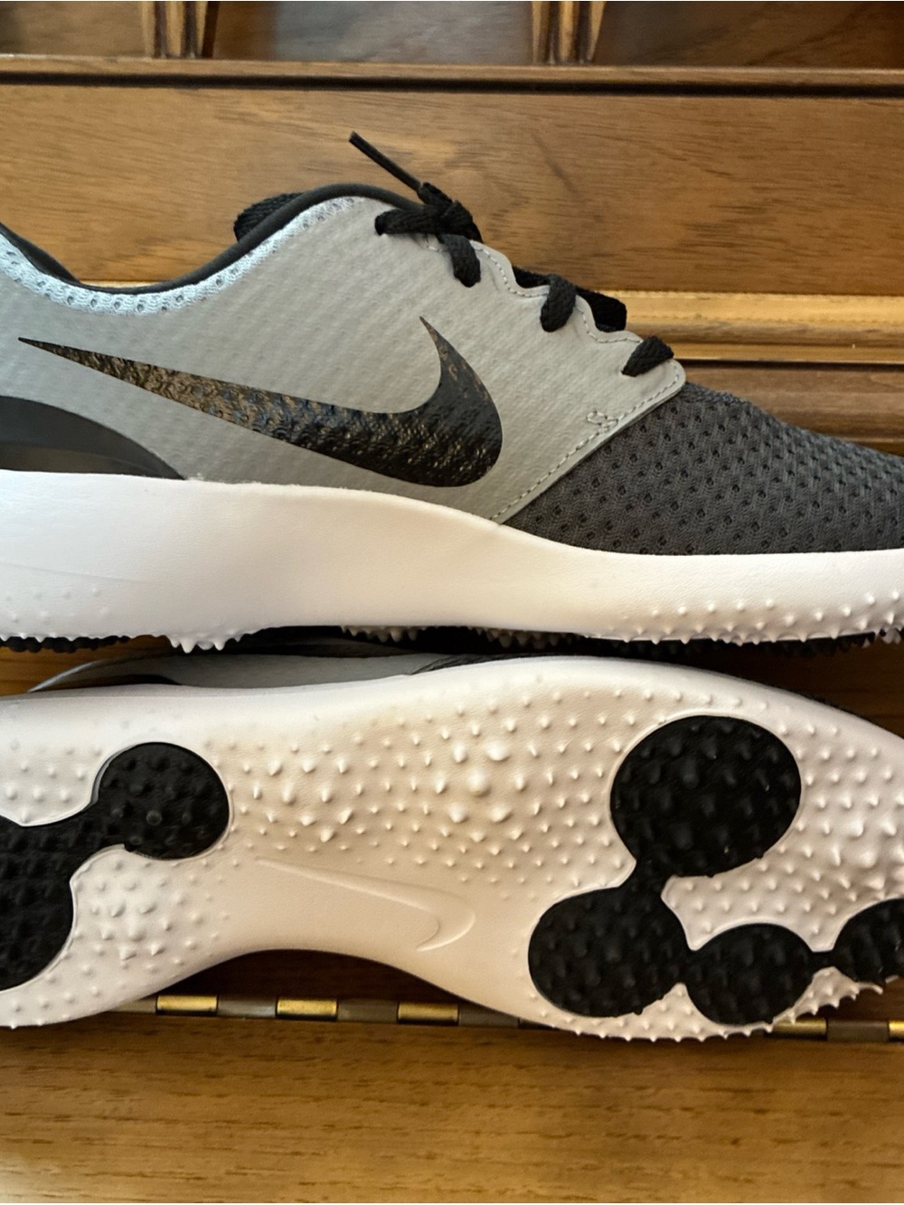 Nike Roshe G Golf Shoes Anthracite Grey Black CD6066-003 Spikeless Sz 9.5 Woman